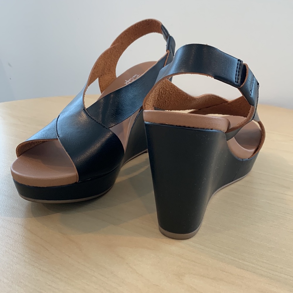 Dr Scholls Black Open Toe Block Wedge - image 7